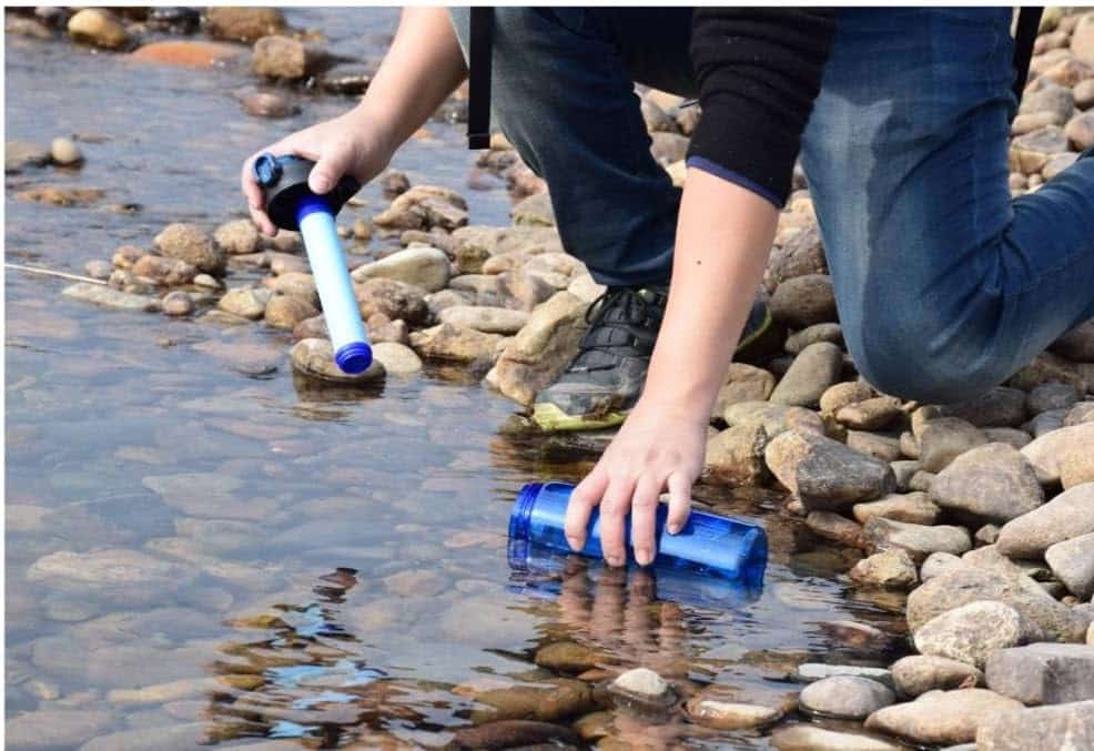gourde avec filtre à eau "gourde filtrante haute performances en bleu pureté de 99,9999% idéale sport & voyage 1500l capacité société française"
